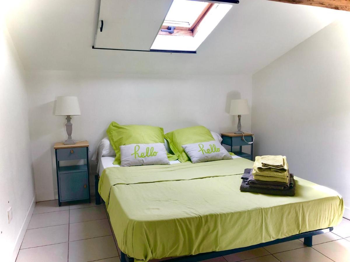 Les Couleurs De Les Bains Apartamento